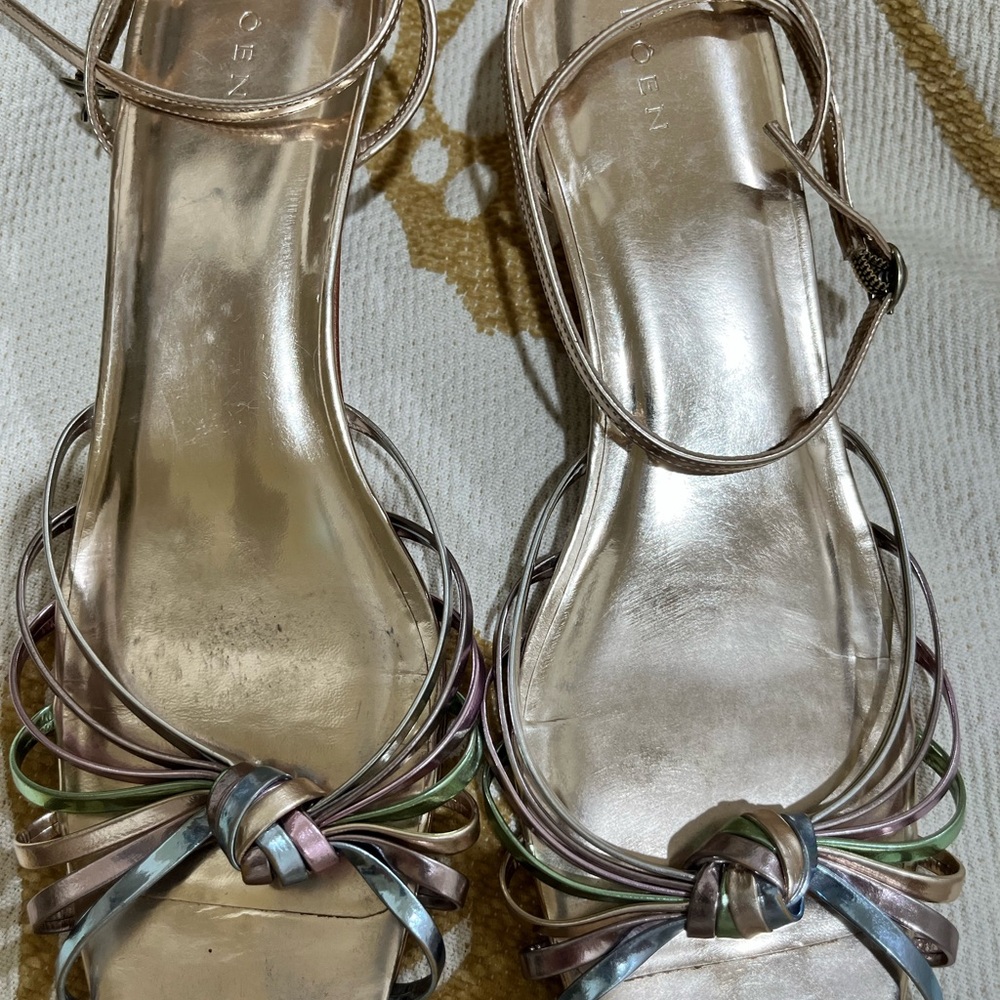 Doen Women's Sandals size  9.5 Tahittian Pearls Metalic ! Beautiful colors!